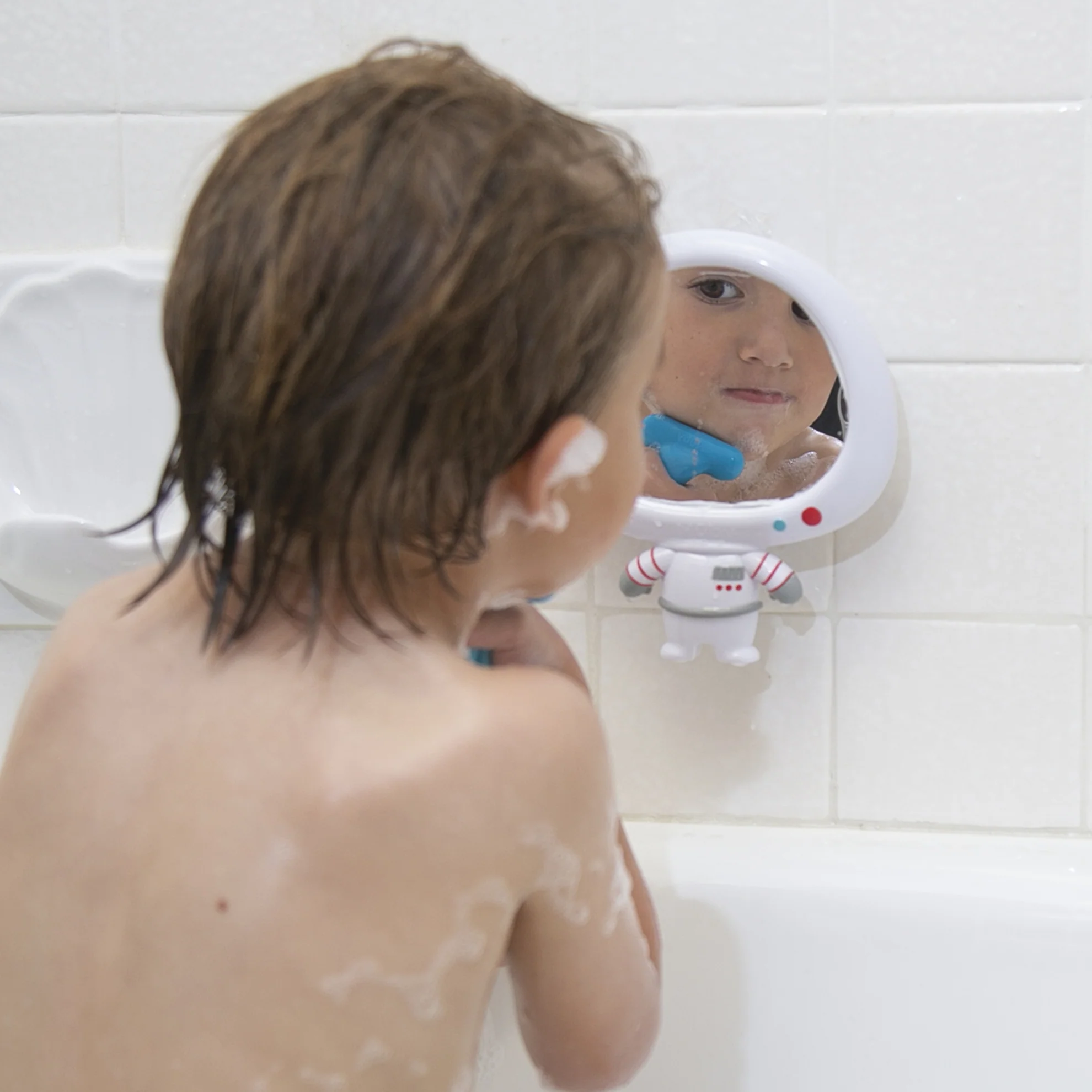 Awesome Astronaut Mirror Bath Set - Image 6