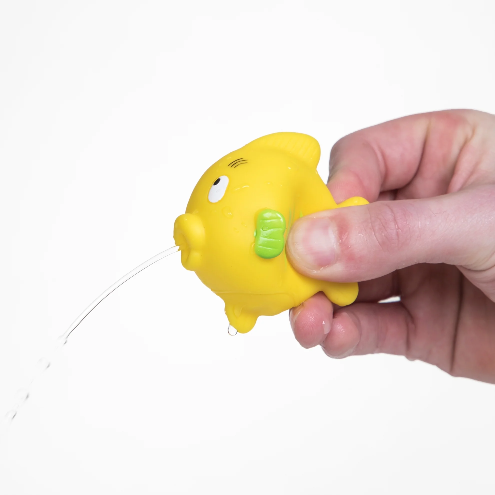 Fun Fish Squirters - 3 pack - Image 4